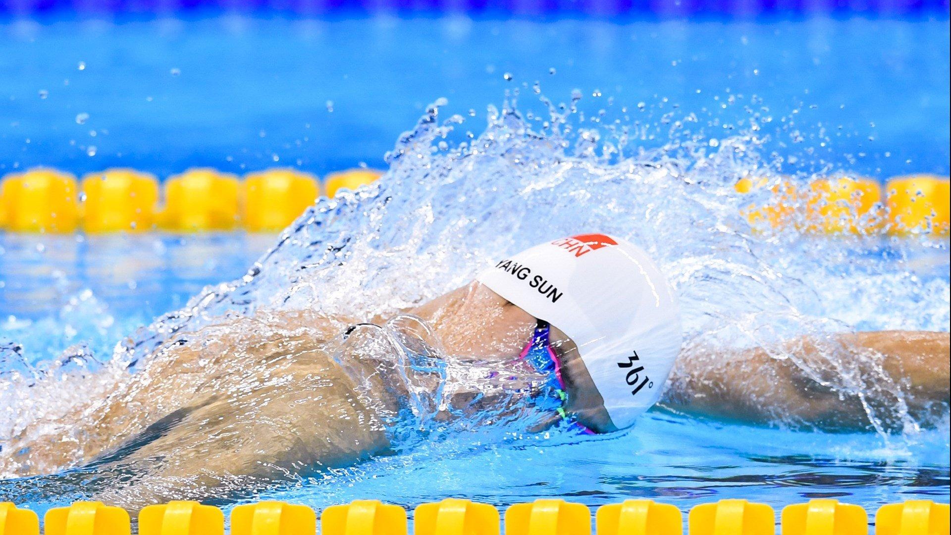 中国花样游泳队世锦赛摘金 演绎水中芭蕾新高度