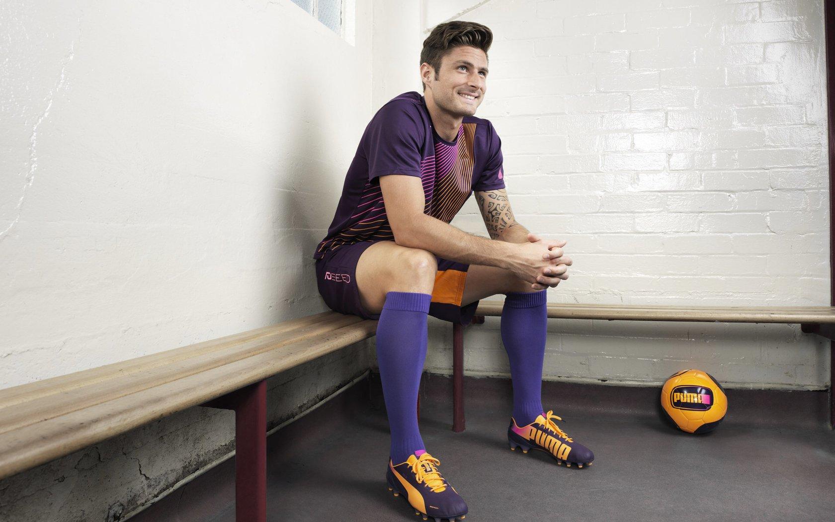 库里再创三分球神话 勇士逆转取胜锁定季后赛席位